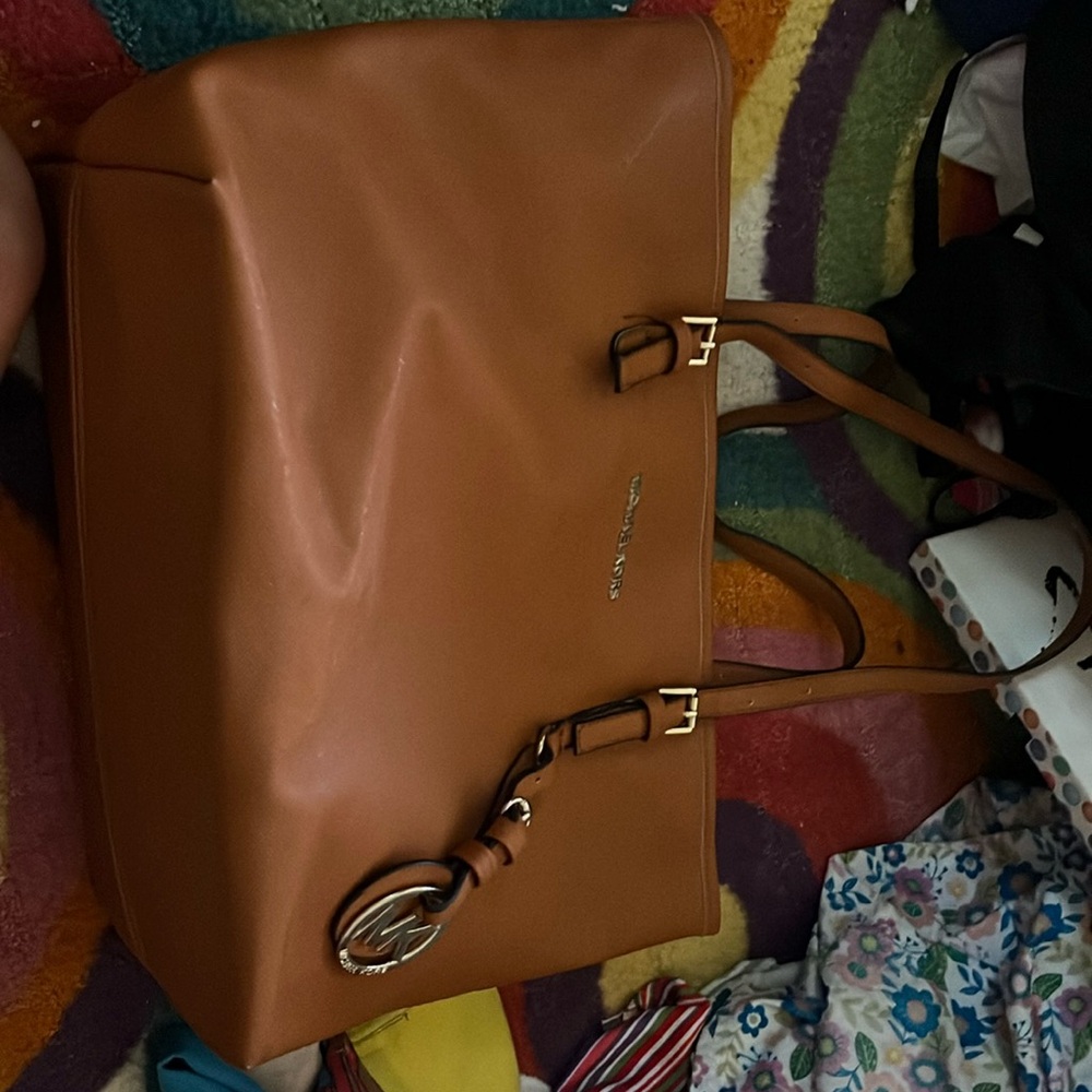 Michael Kors purse